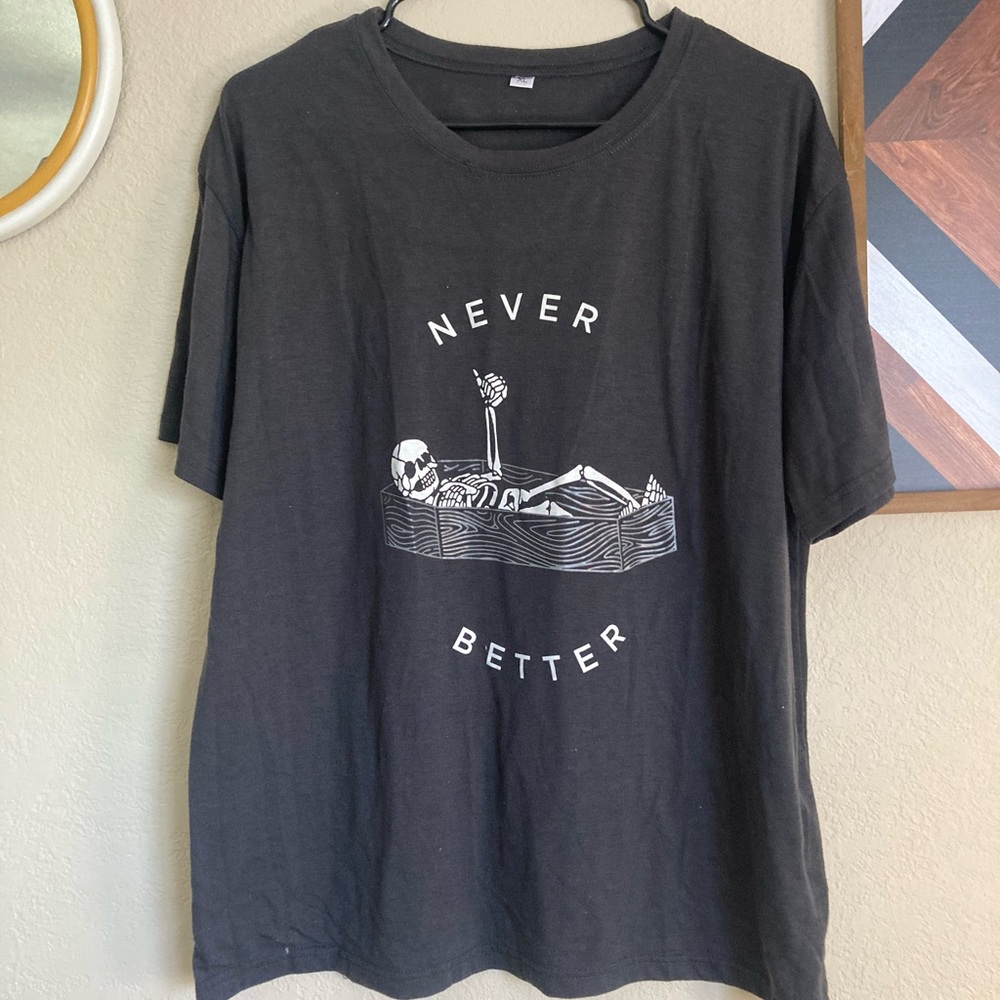 Gray skeleton Graphic T-Shirt